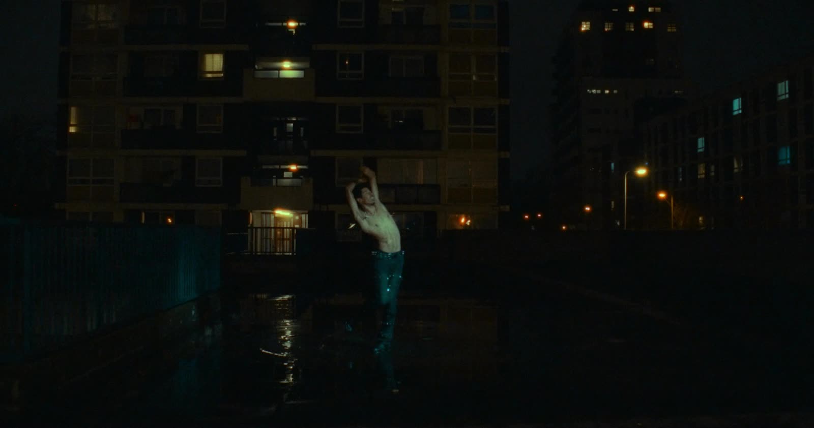artur m. puga — bruisehug — still 6